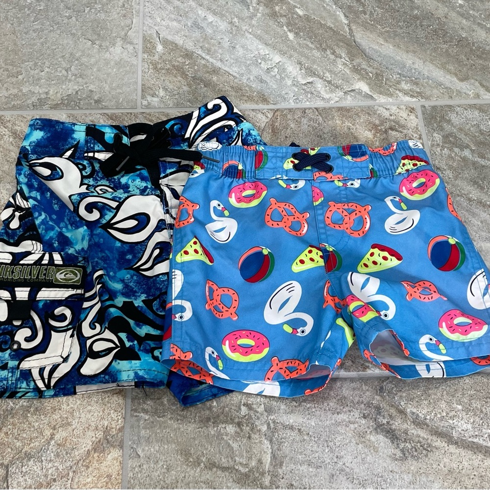 Boys board short bundle size 2T